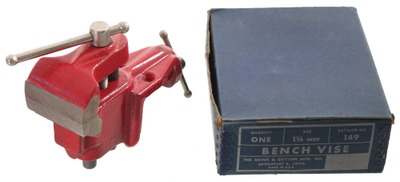 Brink & Cotton Manufacturing Company, Bridgeport, Connecticut, No. 149: Unused 1 3/4" Jaw Bench Vise