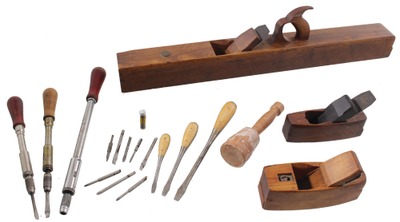 Assorted Makers: Lot Of Sound & Usabl Woodworking Tools
