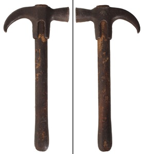 Unmarked: Most Unus. Cast Iron Head Hammer