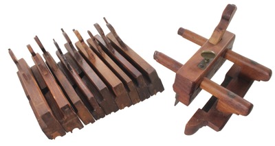 Assorted Makers: Stepped Set Of 9 Bea Molding Planes