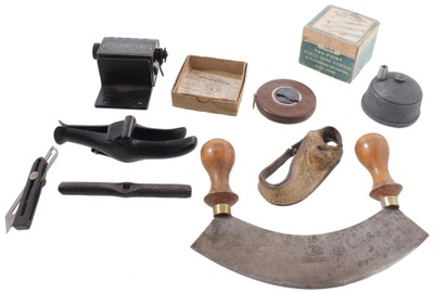 Assorted Makers: Mossberg & Smith Corona: Shop & |hh Opportunity Lot