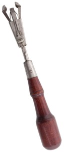 C.A. Mann & Company, Buffalo, New York: Patent Screw Holding Screwdriver
