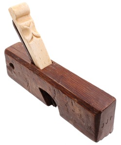 Unmarked: Shipwright's Live Oak Molding Plane