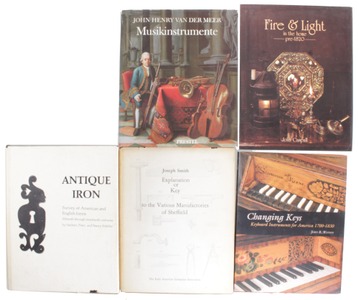 Assorted Makers: Lot Of Antique Relat Reference Books