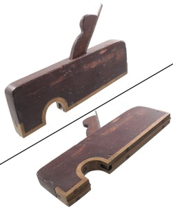 Unmarked: Mahogany Body V Groove Plane
