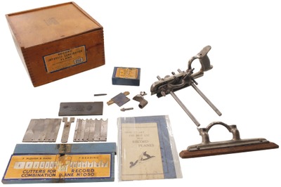 Record Tool Works, Sheffield, England, No. 050: Improved Combo. Metallic Plane