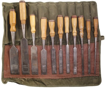 T.H. Witherby, Winsted, Connecticut: Set Of 11 Bevel Edge Paring Chisel