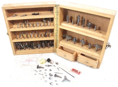 Assorted Makers: Wkg. Set Of 1/2" Shaft Router Bits